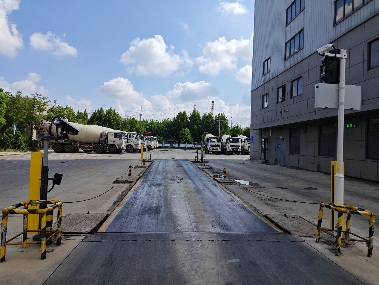 南通固盛建材無(wú)人值守地磅系統(tǒng)案例現(xiàn)場(chǎng)